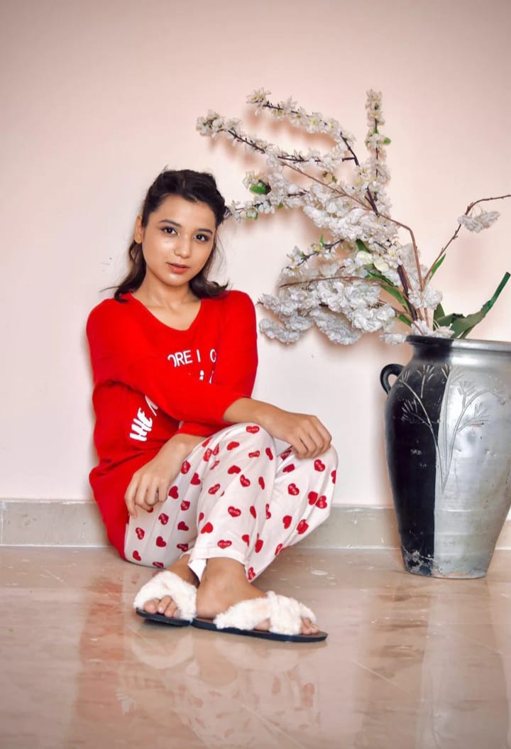 RED THE MORE I GROW HEARTS WOMAN PAJAMA SET